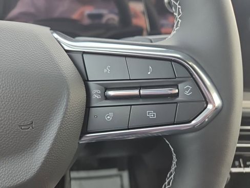 New 2026 Chevrolet Traverse LT w/ LPO, Floor Liner Package image 15