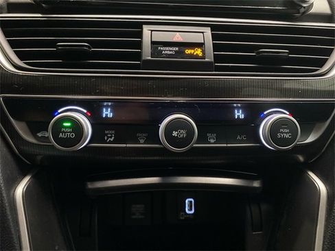 Used 2018 Honda Accord Sport image 18