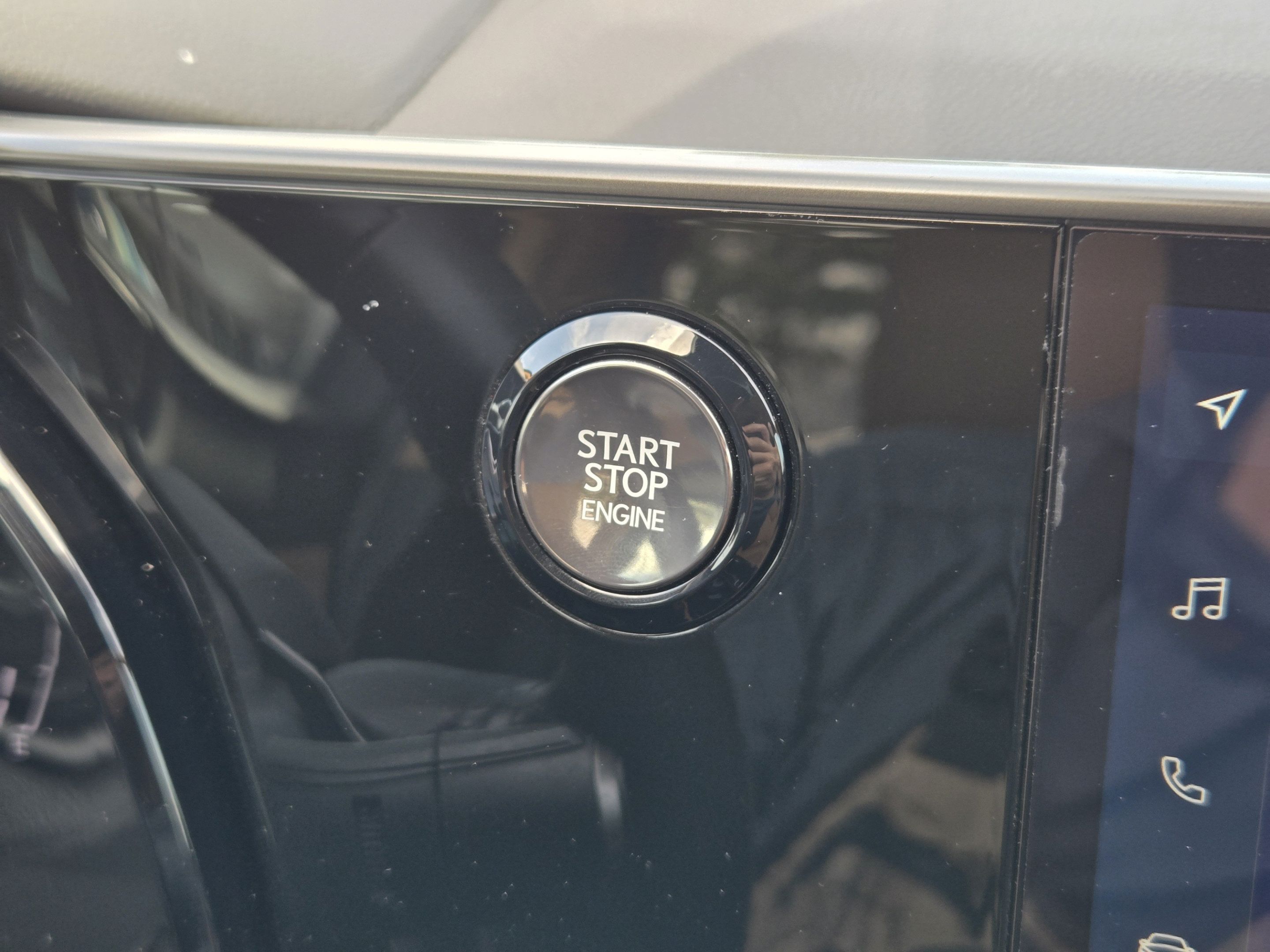 Used 2024 Lexus NX 250 FWD image 40