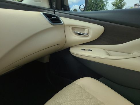 Used 2020 Nissan Murano Platinum FWD image 26