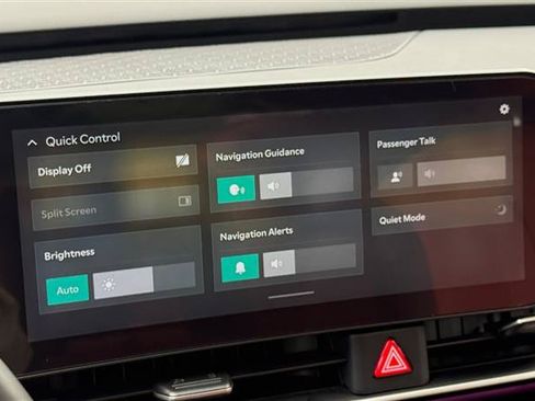 Used 2025 Kia Carnival SX Prestige FWD image 35