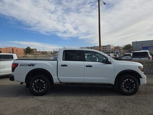 Used 2022 Nissan Titan PRO-4X w/ Pro-4x Convenience Package image 2