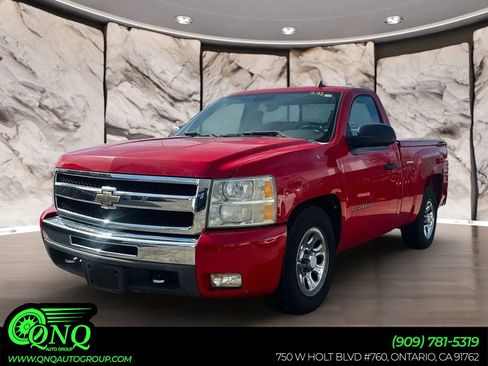 Used 2011 Chevrolet Silverado 1500 LT w/ Interior Plus Package image 1