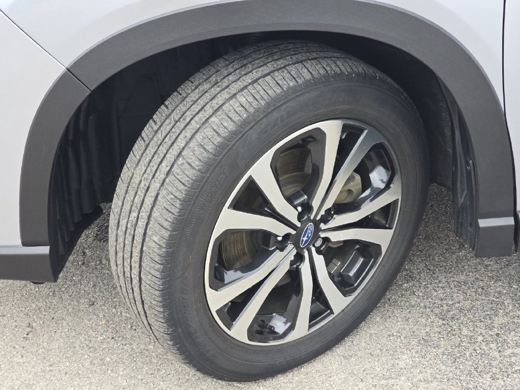 Used 2024 Subaru Forester Limited AWD/4WD image 29