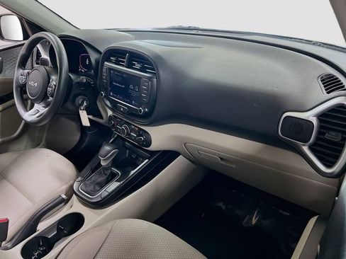 Certified 2023 Kia Soul LX w/ LX Technology Package image 26