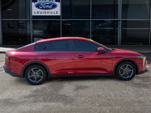 Used 2025 Kia K4 FWD image 2