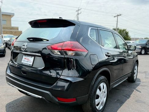 Used 2020 Nissan Rogue S AWD/4WD image 3