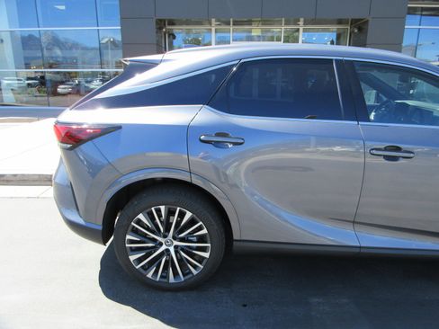 Used 2023 Lexus RX 350 Premium Plus w/ Accessory Package (Z1) AWD/4WD image 10