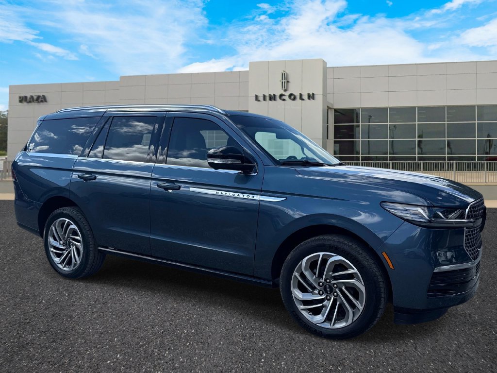 New 2027 Lincoln Navigator Reserve AWD/4WD image 1