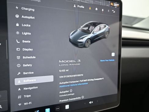 Used 2025 Tesla Model 3 Long Range image 18