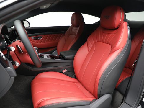 Certified 2024 Bentley Continental GT V8 image 21