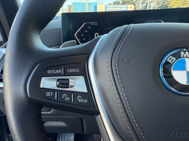Certified 2024 BMW X5 xDrive50e w/ Premium Package AWD/4WD image 23