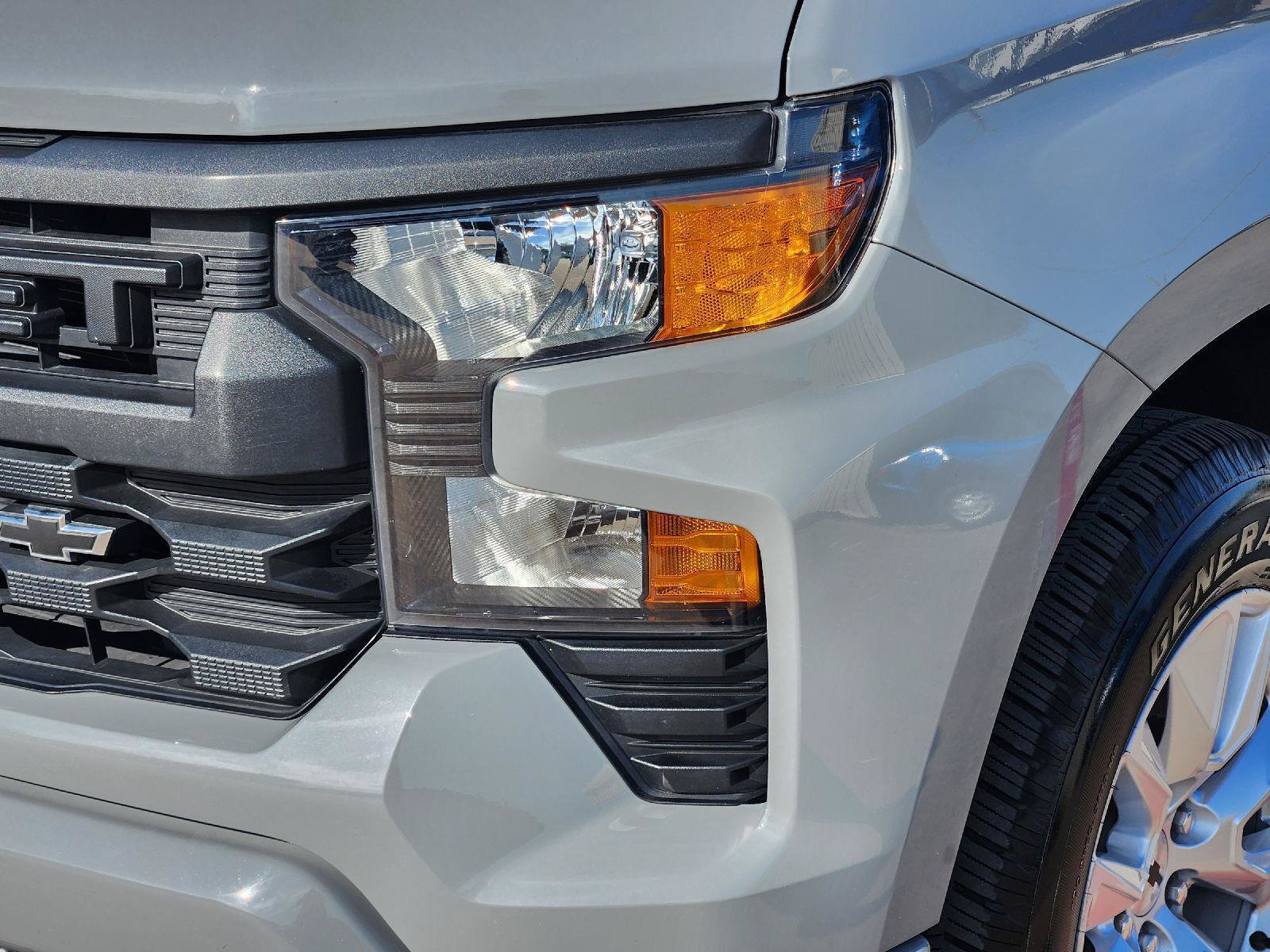 Used 2024 Chevrolet Silverado 1500 Custom RWD image 8