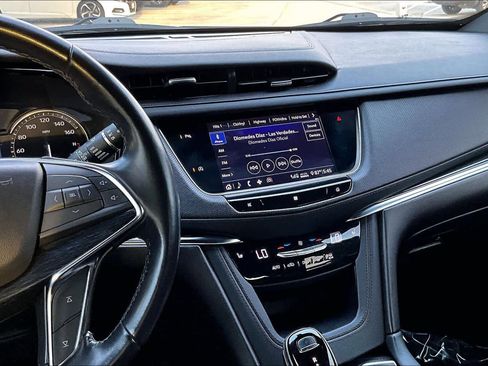 Used 2020 Cadillac XT5 Premium Luxury image 6