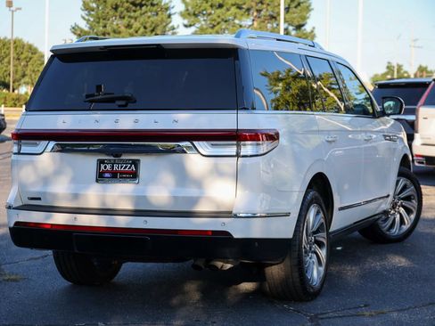 Used 2022 Lincoln Navigator Reserve AWD/4WD image 20