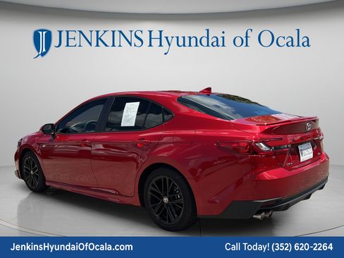 Used 2025 Toyota Camry SE w/ Multimedia Upgrade Package FWD image 5