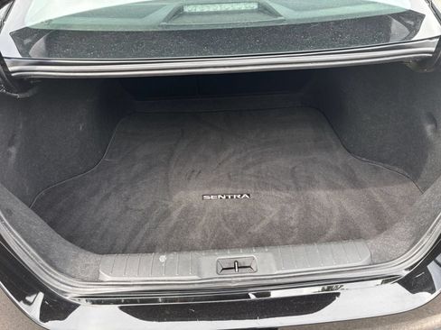 Used 2025 Nissan Sentra SV FWD image 25