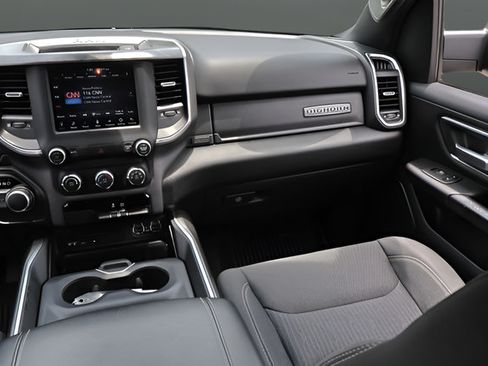 Used 2019 RAM 1500 Big Horn RWD image 19