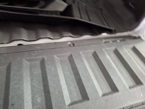 Used 2024 Chevrolet Colorado ZR2 w/ Technology Package image 29