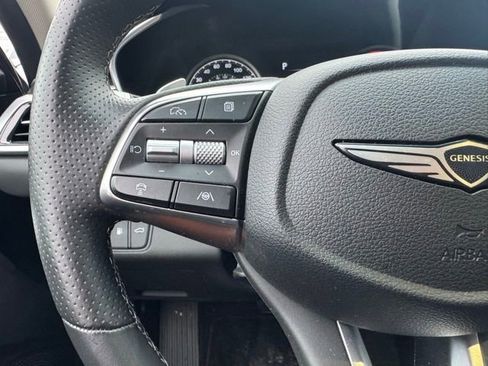 Used 2025 Genesis G70 2.5T image 23