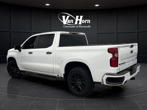 Used 2024 Chevrolet Silverado 1500 RST image 3