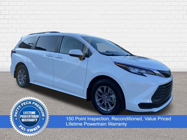 Used 2023 Toyota Sienna LE FWD image 1