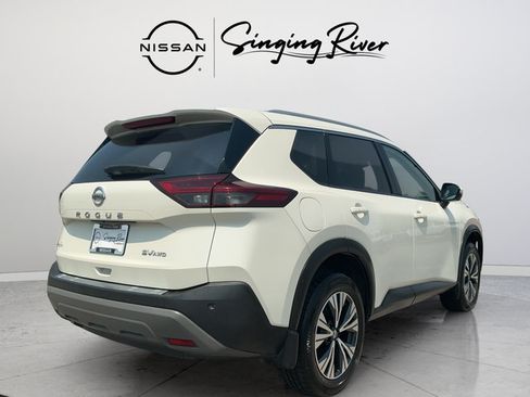 Used 2021 Nissan Rogue SV w/ Premium Package AWD/4WD image 7