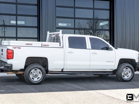 Used 2018 Chevrolet Silverado 2500 LT w/ LT Fleet Convenience Package AWD/4WD image 10