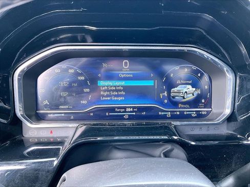 Used 2025 Chevrolet Silverado 1500 LT AWD/4WD image 23