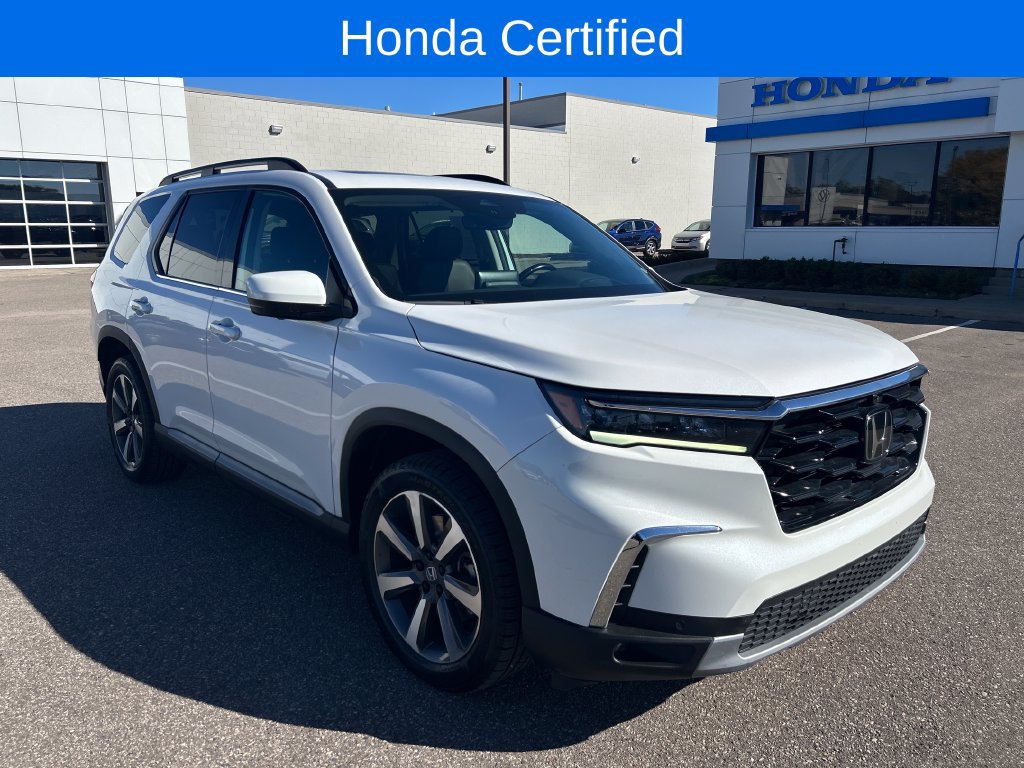 Used 2023 Honda Pilot Elite image 2