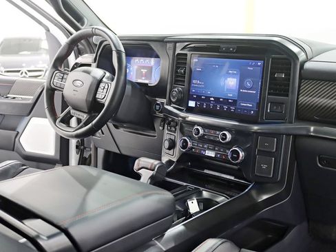 Used 2025 Ford F150 Raptor AWD/4WD image 38