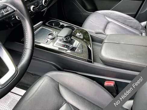 Used 2017 Audi Q7 3.0T Premium AWD/4WD image 13