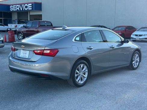Used 2024 Chevrolet Malibu LT FWD image 7
