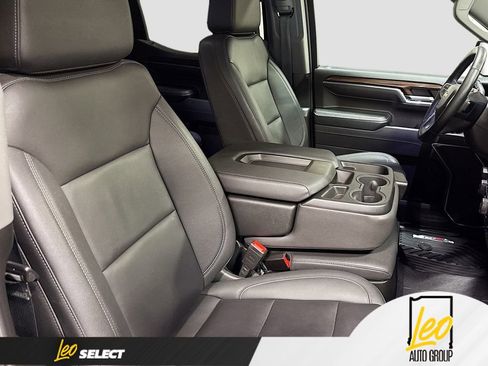 Used 2024 Chevrolet Silverado 1500 LT AWD/4WD image 32