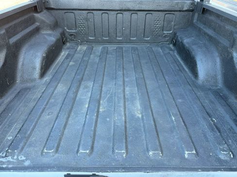 Used 2022 Jeep Gladiator Sport image 31