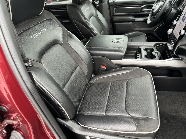 Used 2023 RAM 1500 Laramie AWD/4WD image 28