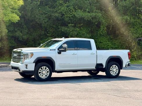 Used 2021 GMC Sierra 2500 Denali w/ Denali Ultimate Package AWD/4WD image 2