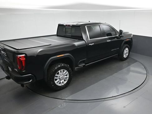 Used 2023 GMC Sierra 2500 Denali w/ Denali Black Diamond Edition AWD/4WD image 79