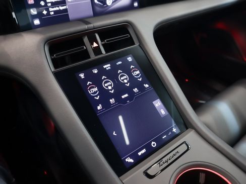 Certified 2024 Porsche Taycan image 21