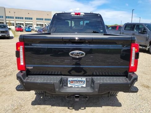 New 2026 Ford F350 Lariat w/ Black Appearance Package image 9