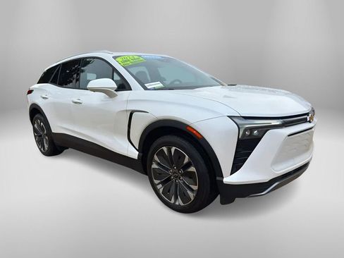 Used 2024 Chevrolet Blazer EV LT AWD/4WD image 6
