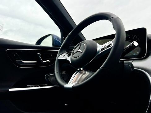 Certified 2026 Mercedes-Benz C 300 4MATIC Sedan image 11