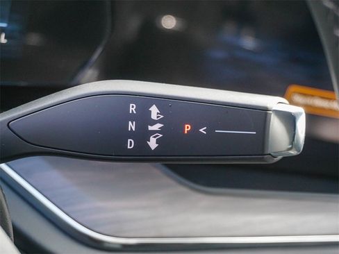 New 2026 Chevrolet Suburban LS image 22