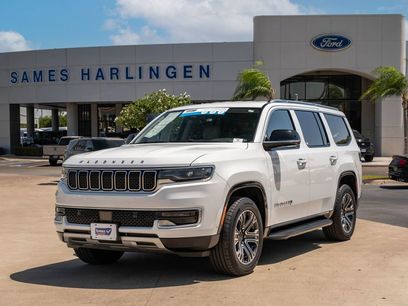Used 2024 Jeep Wagoneer Series II w/ Flexible Seating Group
