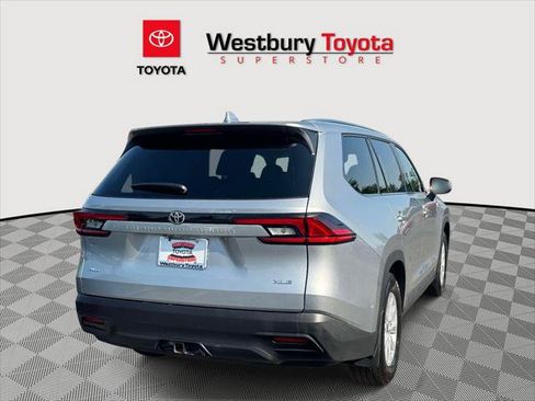 Certified 2026 Toyota Grand Highlander AWD image 8
