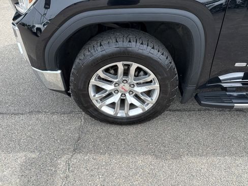 Certified 2021 GMC Sierra 1500 SLT w/ SLT Premium Package AWD/4WD image 9