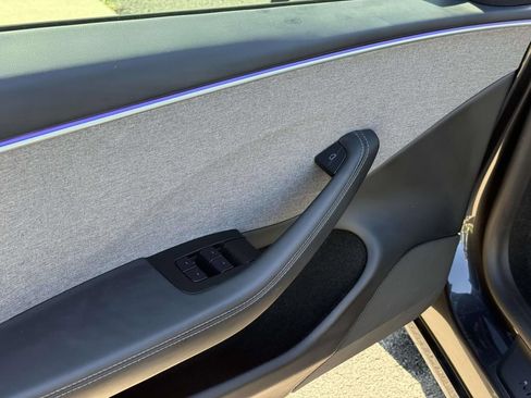 Used 2025 Tesla Model 3 Long Range RWD image 34