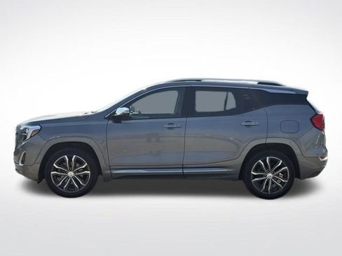 Used 2018 GMC Terrain Denali w/ Advanced Safety Package AWD/4WD image 5