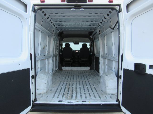 Used 2023 RAM ProMaster 2500 FWD image 7