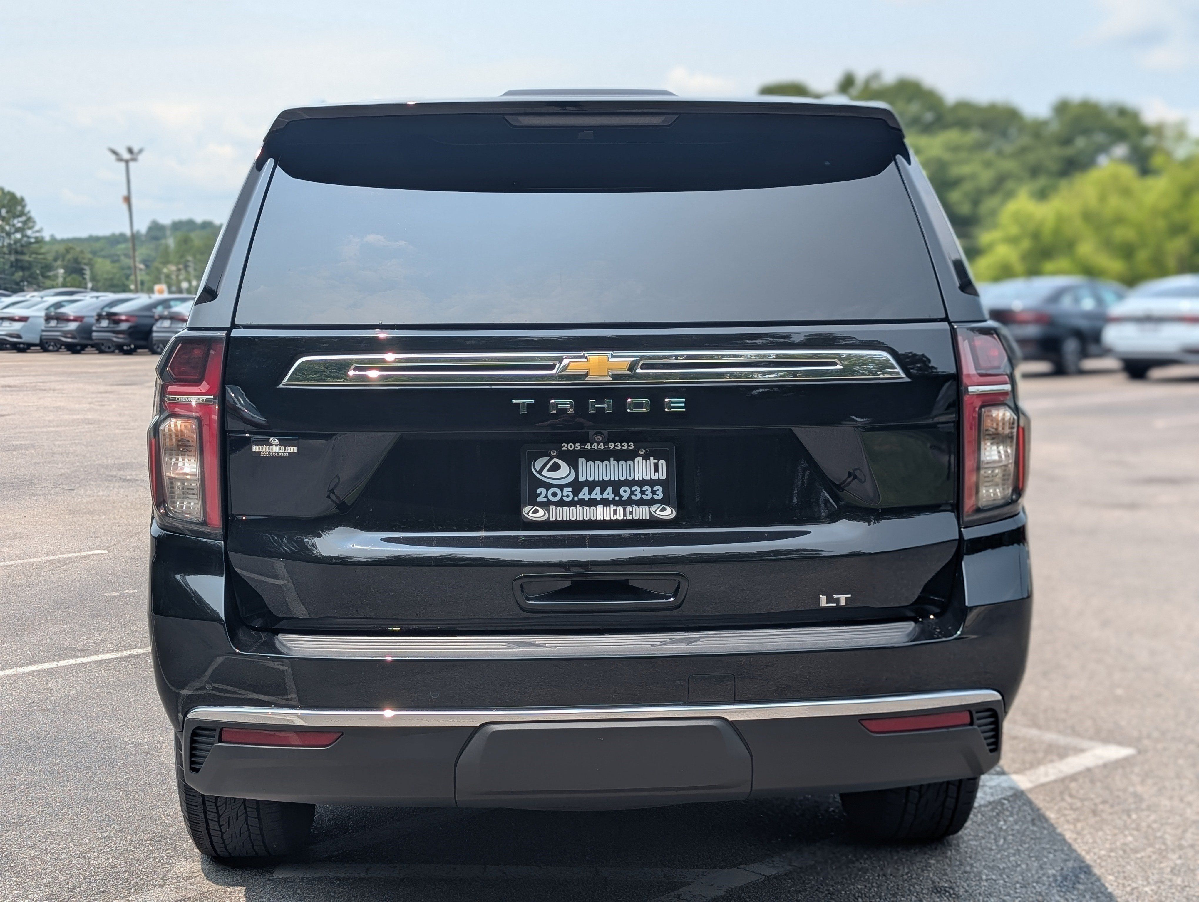Used 2023 Chevrolet Tahoe LT w/ Luxury Package RWD image 8